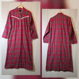 Argee Intimate Red Plaid Tartan Flannel Nightgown Christmas Womens Petite Small